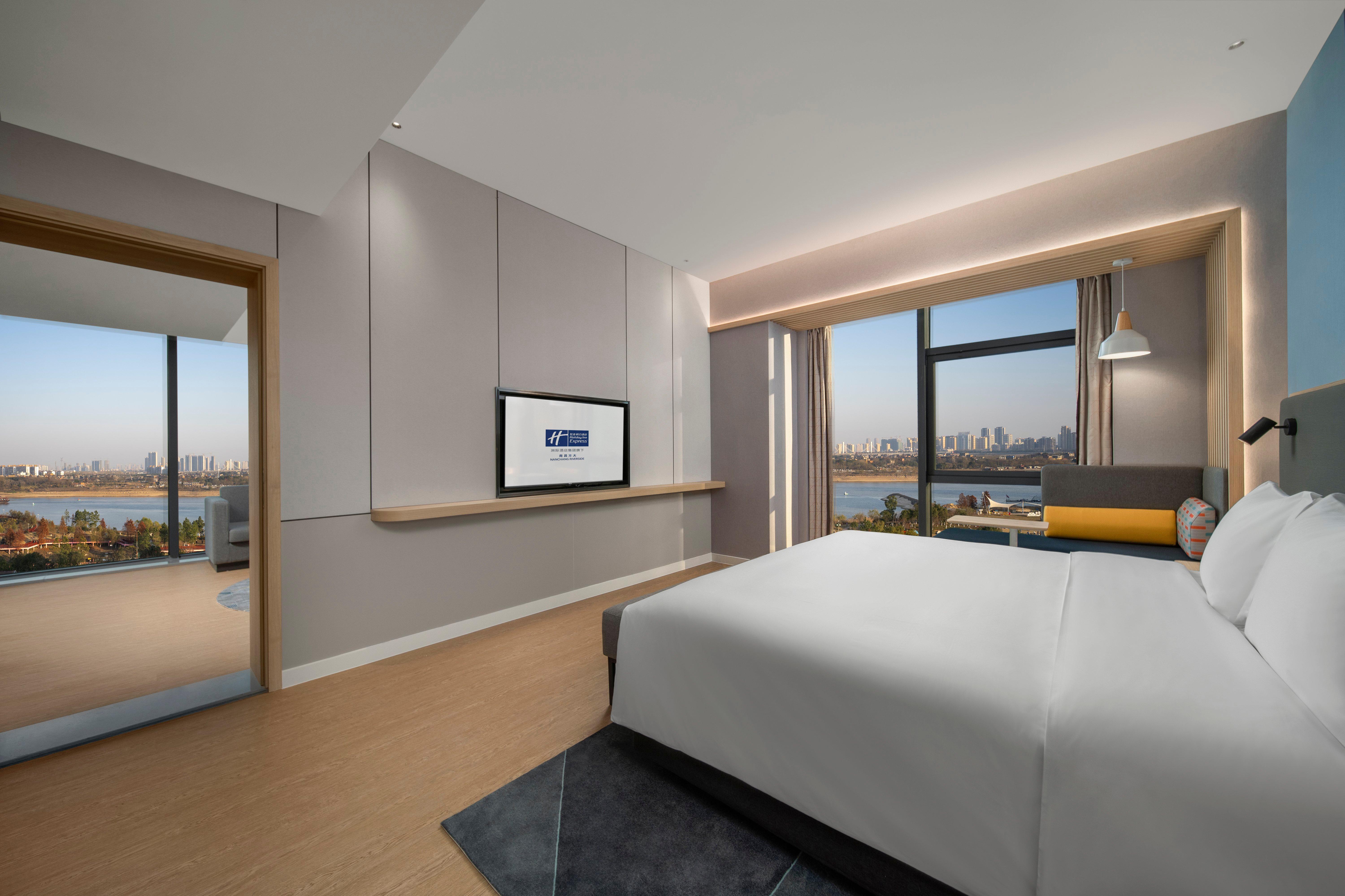 Holiday Inn Express Nanchang Riverside By Ihg Εξωτερικό φωτογραφία