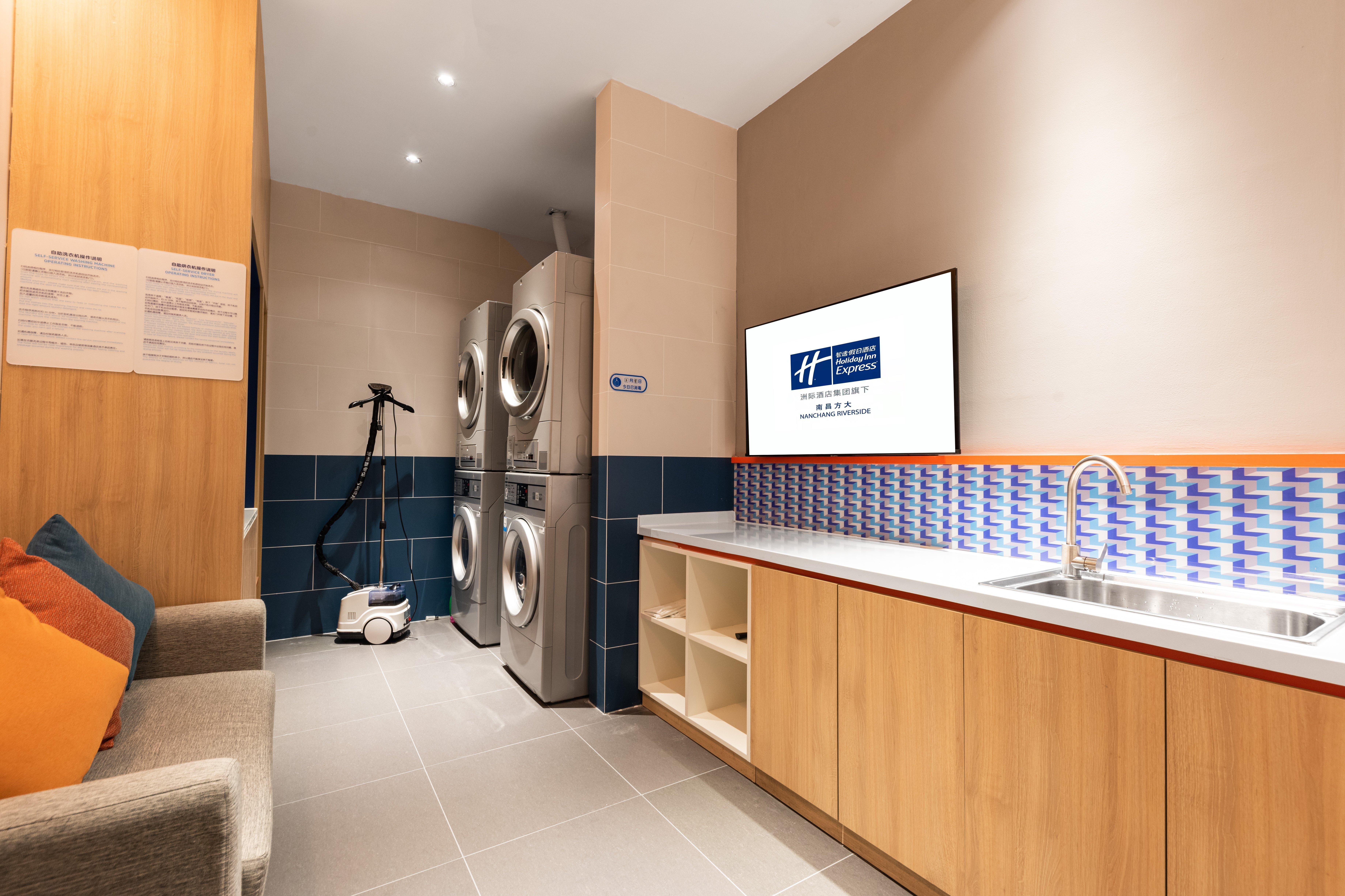 Holiday Inn Express Nanchang Riverside By Ihg Εξωτερικό φωτογραφία